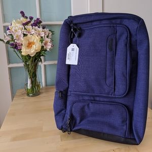 NWT
eBags
Professional Weekender
Backpack